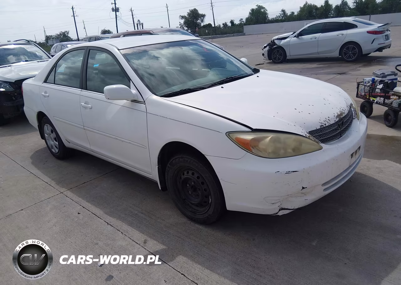 2004 Toyota Camry Le