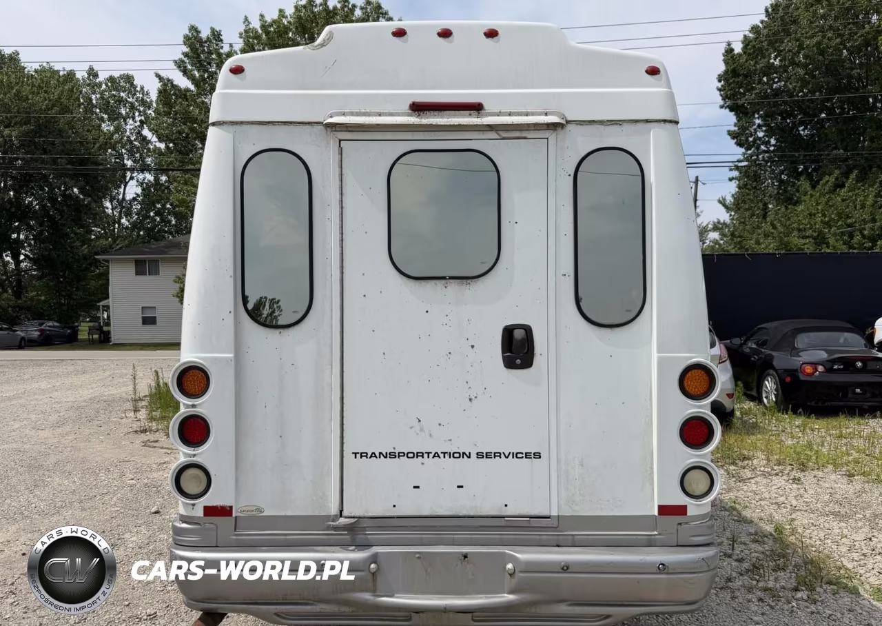 2007 Chevrolet Express Bus VIN:1GBJG31U371138370 - 8