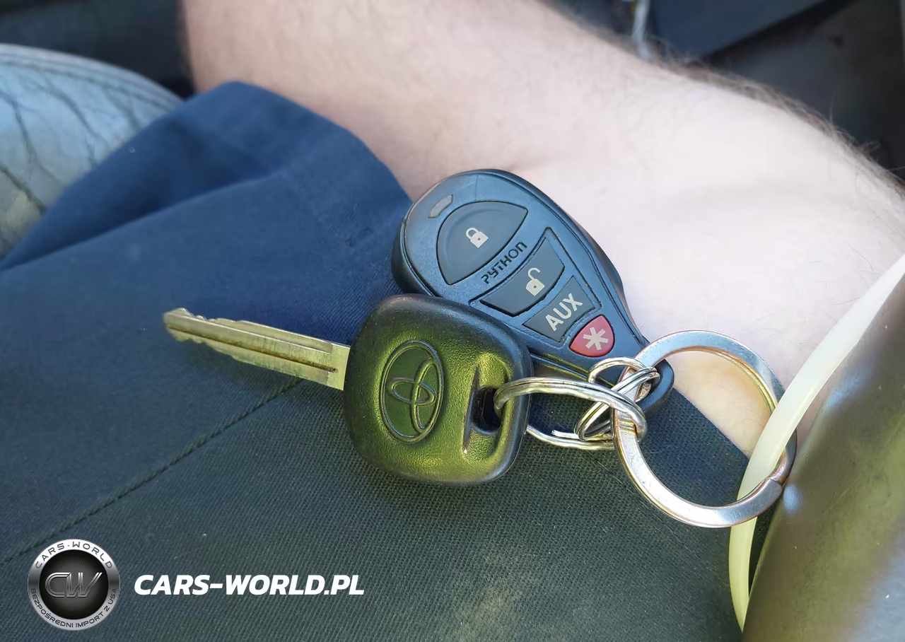 2002 Toyota Camry Xle V6 VIN:4T1BF30K82U536714 - 11
