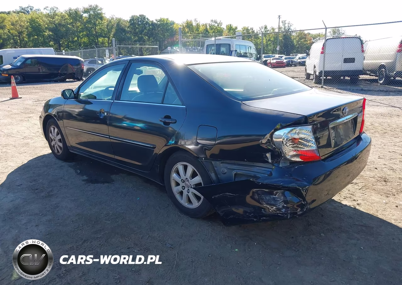 2002 Toyota Camry Xle V6 VIN:4T1BF30K82U536714 - 3