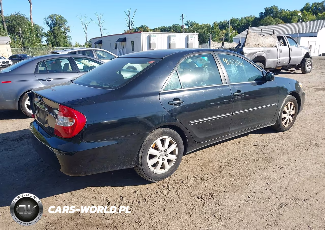 2002 Toyota Camry Xle V6 VIN:4T1BF30K82U536714 - 4