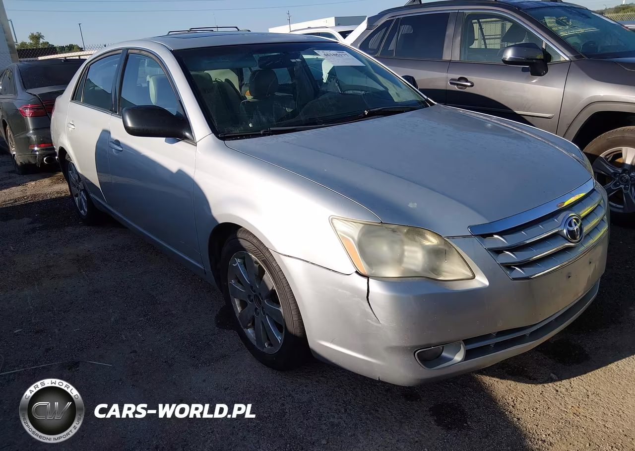 2005 Toyota Avalon Xls