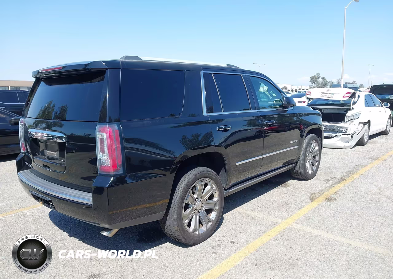 2015 GMC Yukon Denali VIN:1GKS1CKJ1FR713995 - 4