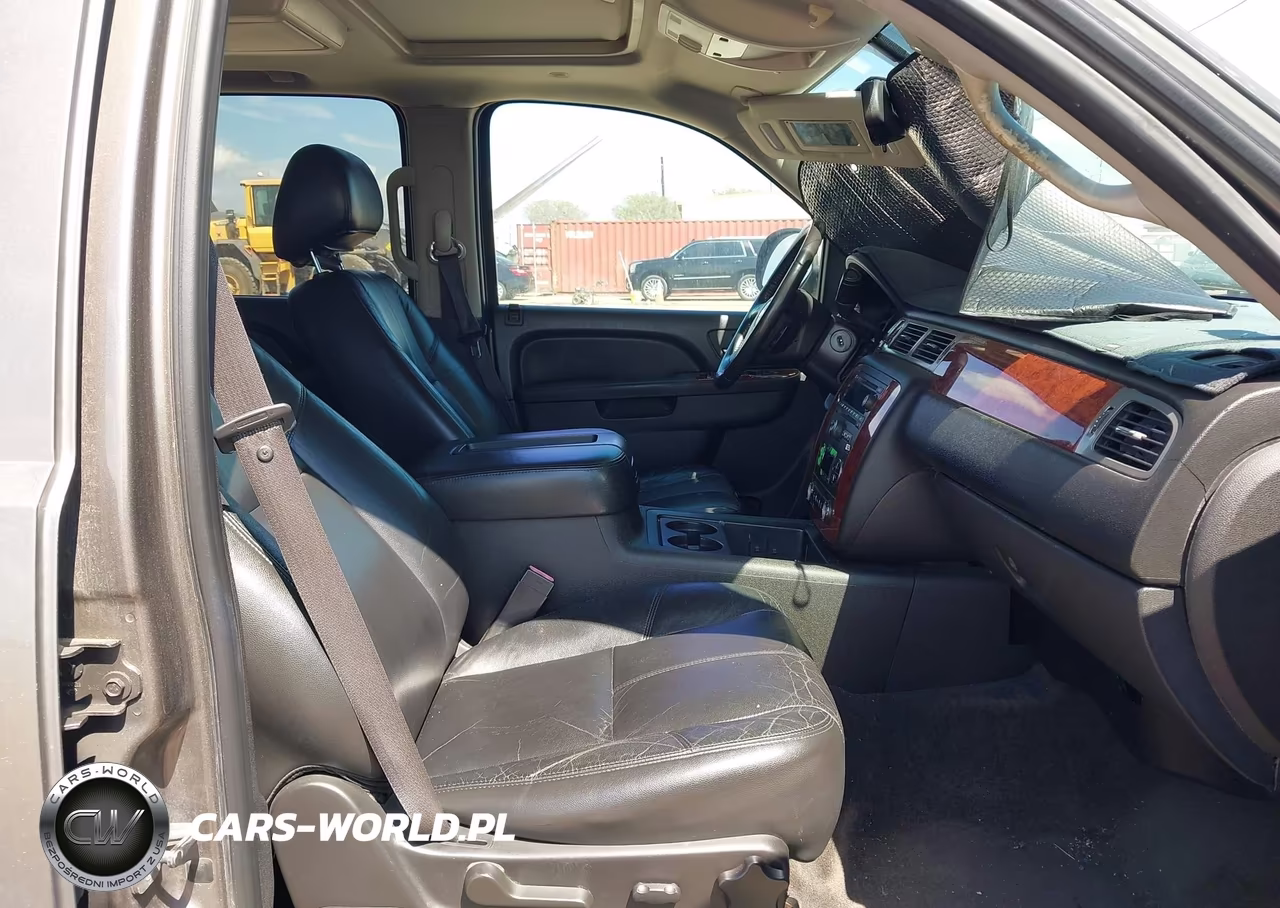 2012 Chevrolet Tahoe Lt VIN:1GNSCBE08CR143788 - 5