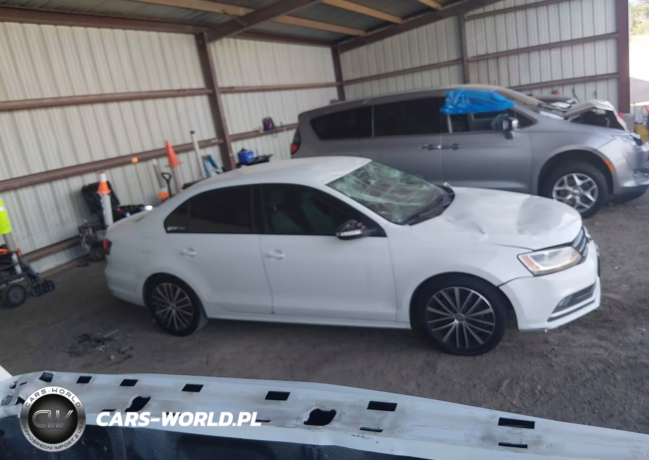 2015 Volkswagen Jetta 1.8T Sport VIN:3VWD17AJ5FM344375 - 13