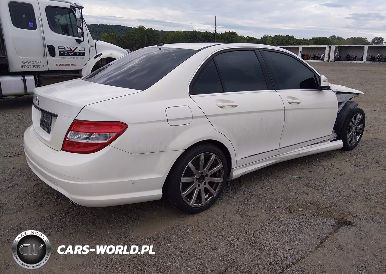 2008 Mercedes-Benz C 300 Luxury-Sport VIN:WDDGF54X98F182961 - 4