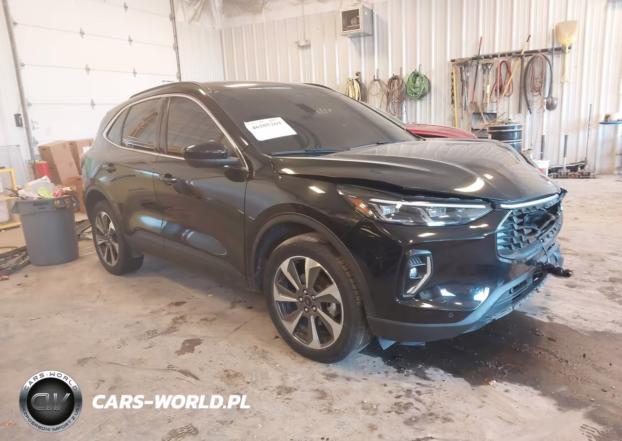 2023 Ford Escape Platinum