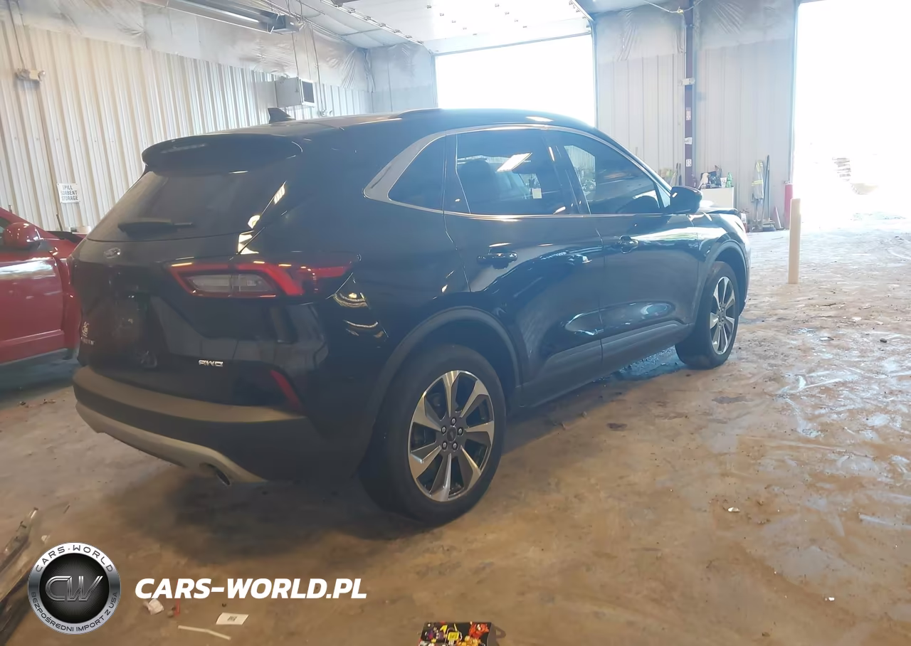 2023 Ford Escape Platinum VIN:1FMCU9JA1PUA44469 - 4
