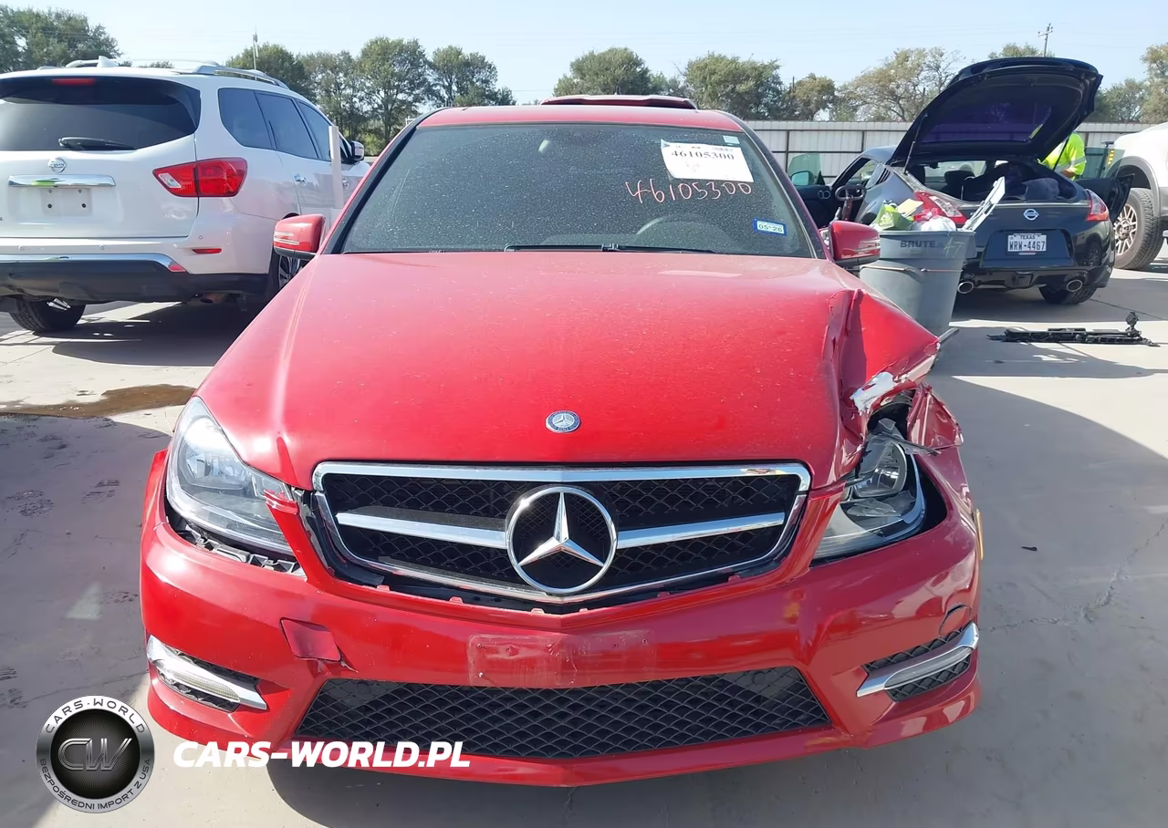 2013 Mercedes-Benz C 250 Sport VIN:WDDGF4HB6DA785611 - 11