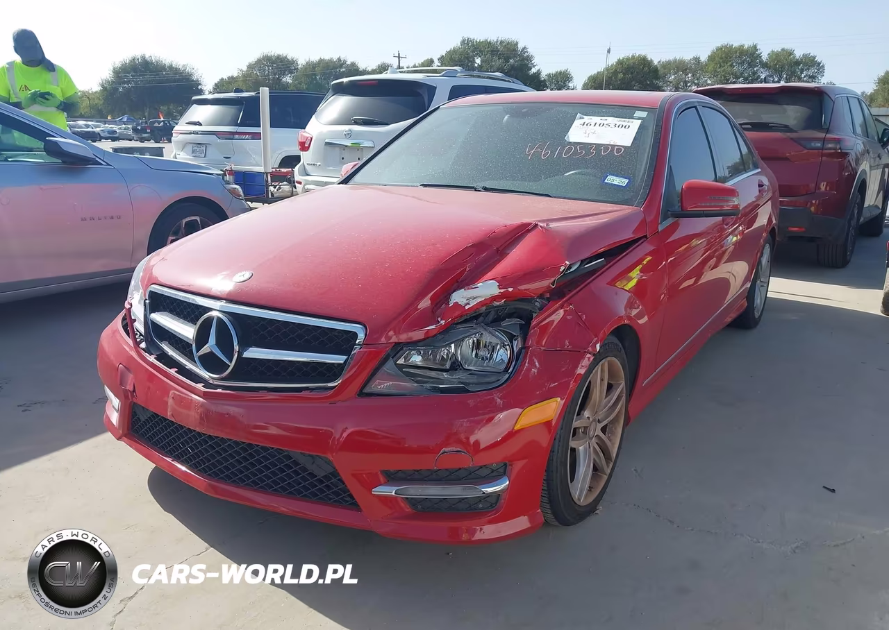 2013 Mercedes-Benz C 250 Sport VIN:WDDGF4HB6DA785611 - 2