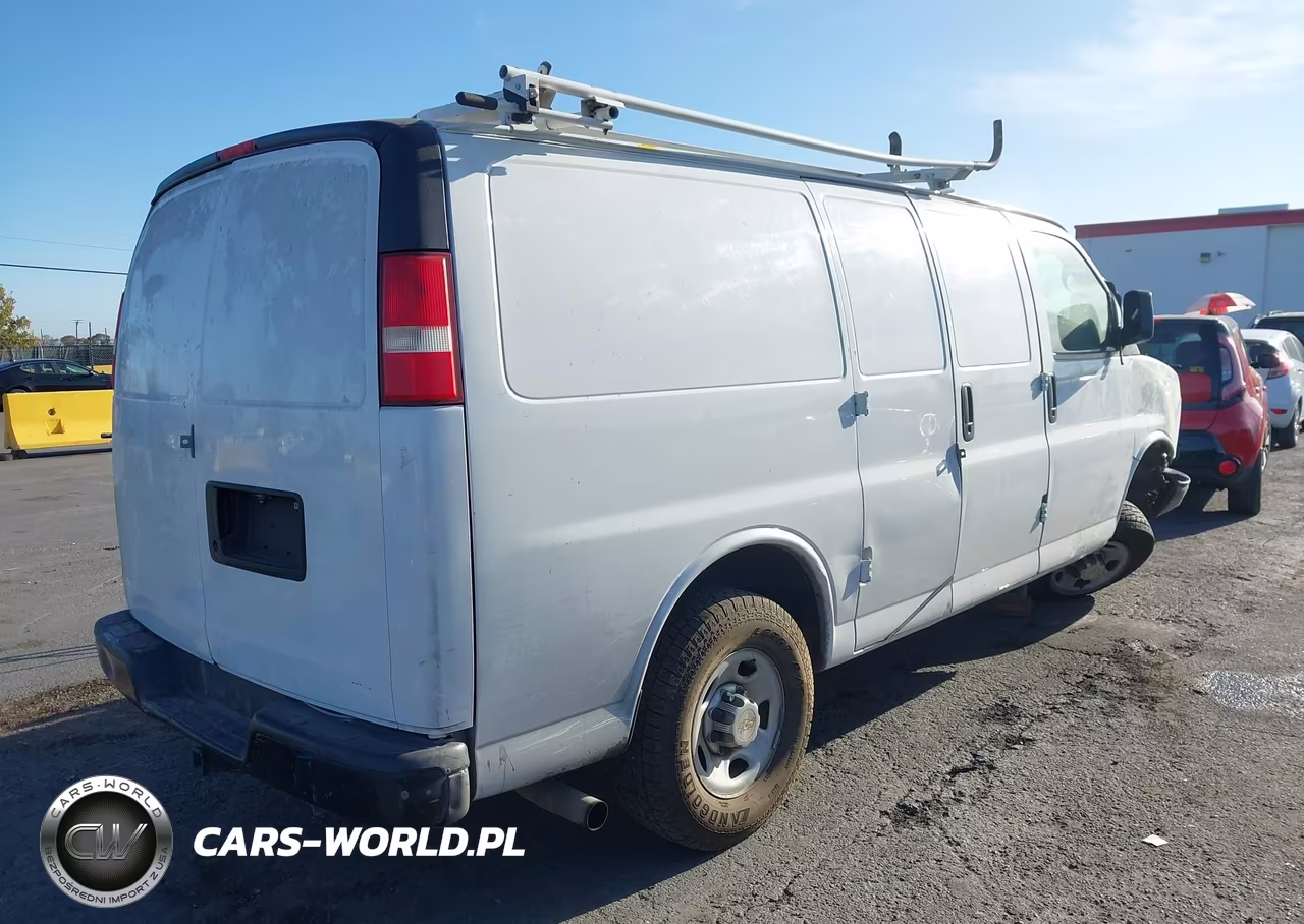 2012 Chevrolet Express 2500 Work Van VIN:1GCWGFCA7C1197292 - 4