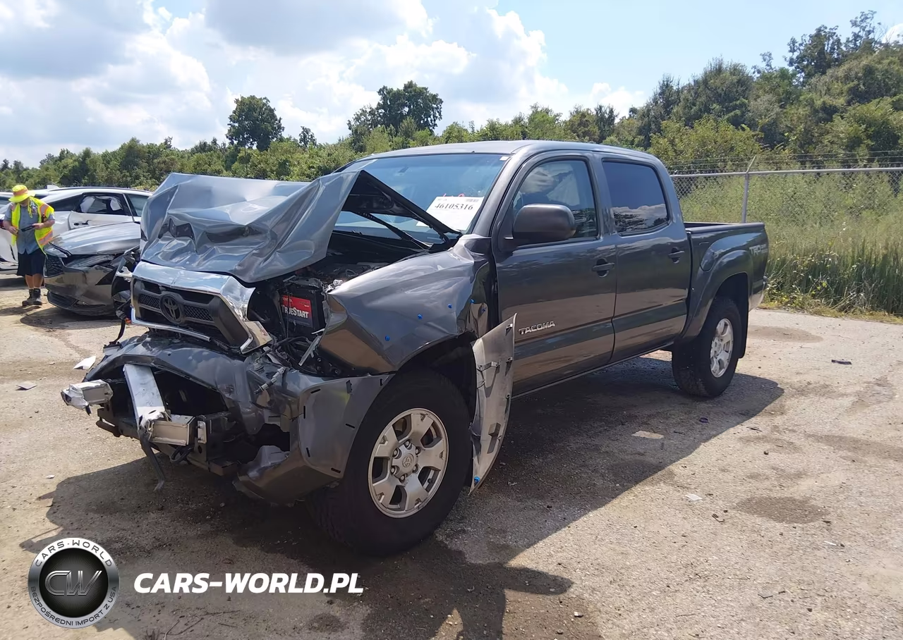 2015 Toyota Tacoma Base V6 VIN:3TMLU4EN8FM196918 - 2