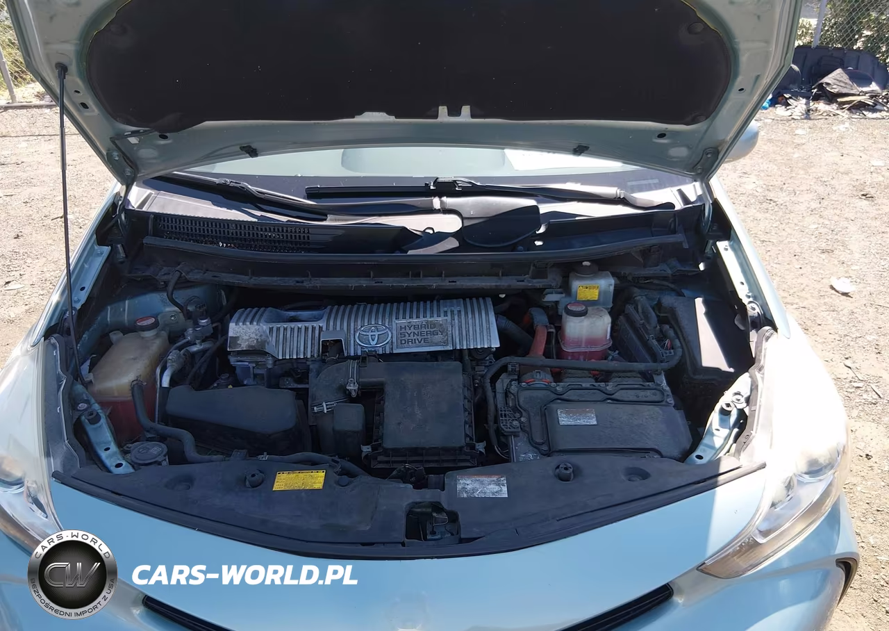 2015 Toyota Prius V Three VIN:JTDZN3EU5FJ020057 - 10