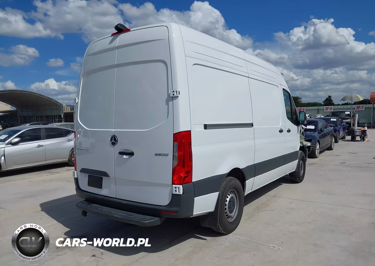 2025 Mercedes-Benz Sprinter 2500 Standard Roof 4-Cyl Diesel VIN:W1Y4KBHY9ST226388 - 4