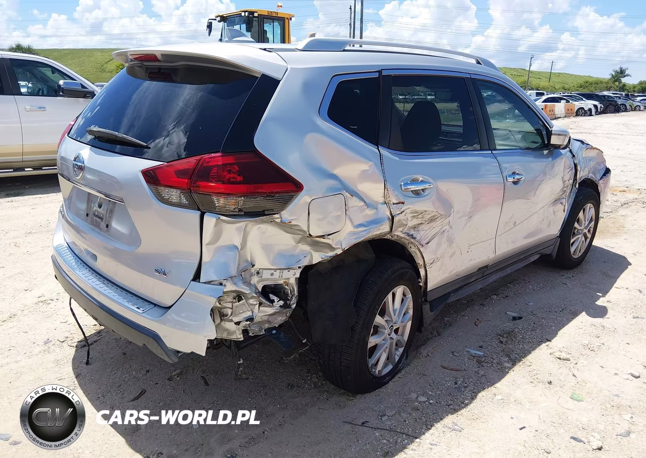2018 Nissan Rogue Sv VIN:KNMAT2MT0JP617239 - 4