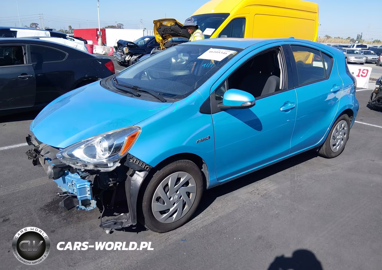 2016 Toyota Prius C Two VIN:JTDKDTB35G1116384 - 2