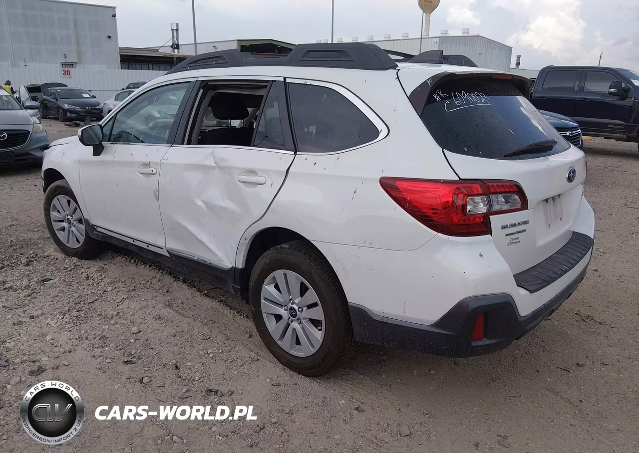 2019 Subaru Outback 2.5I Premium VIN:4S4BSAFC5K3367516 - 3