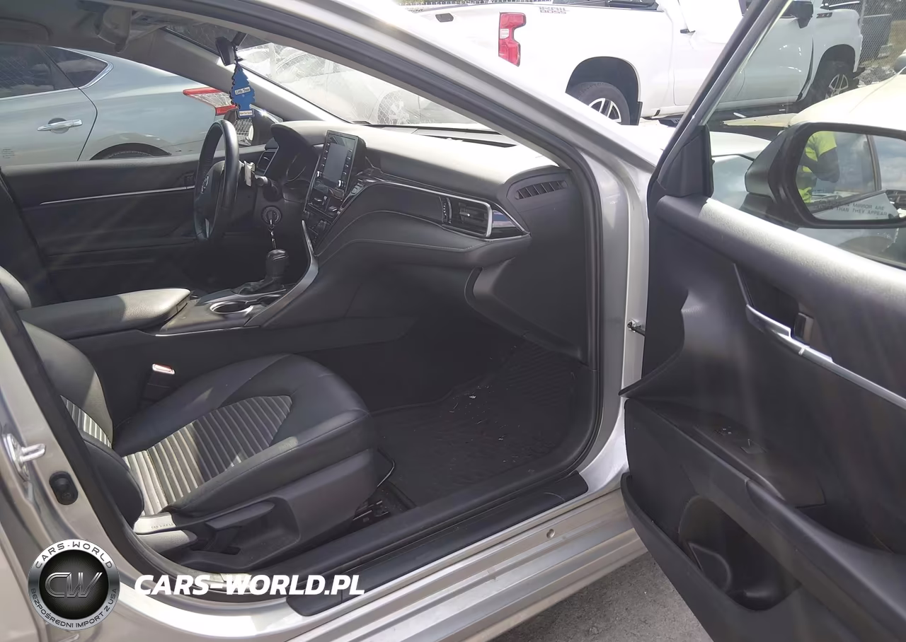 2021 Toyota Camry Se Nightshade Edition VIN:4T1G11AK6MU496627 - 5