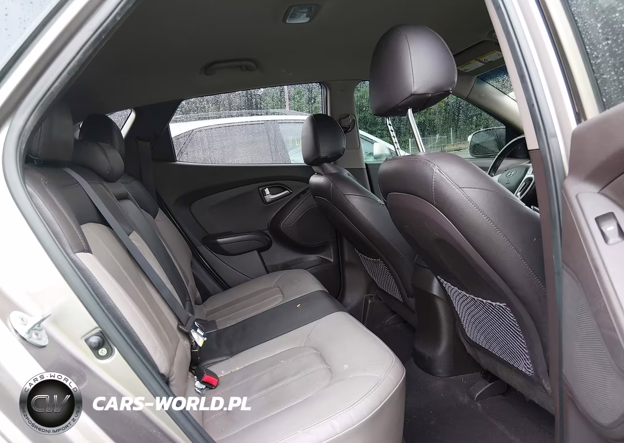 2012 Hyundai Tucson Limited VIN:KM8JUCAC2CU381278 - 8