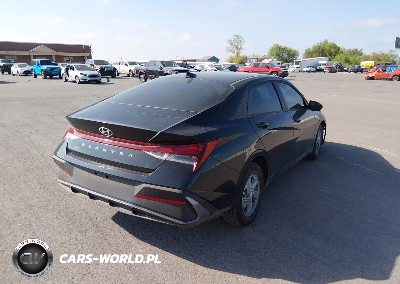 2025 Hyundai Elantra Se VIN:KMHLL4DG7SU002533 - 4