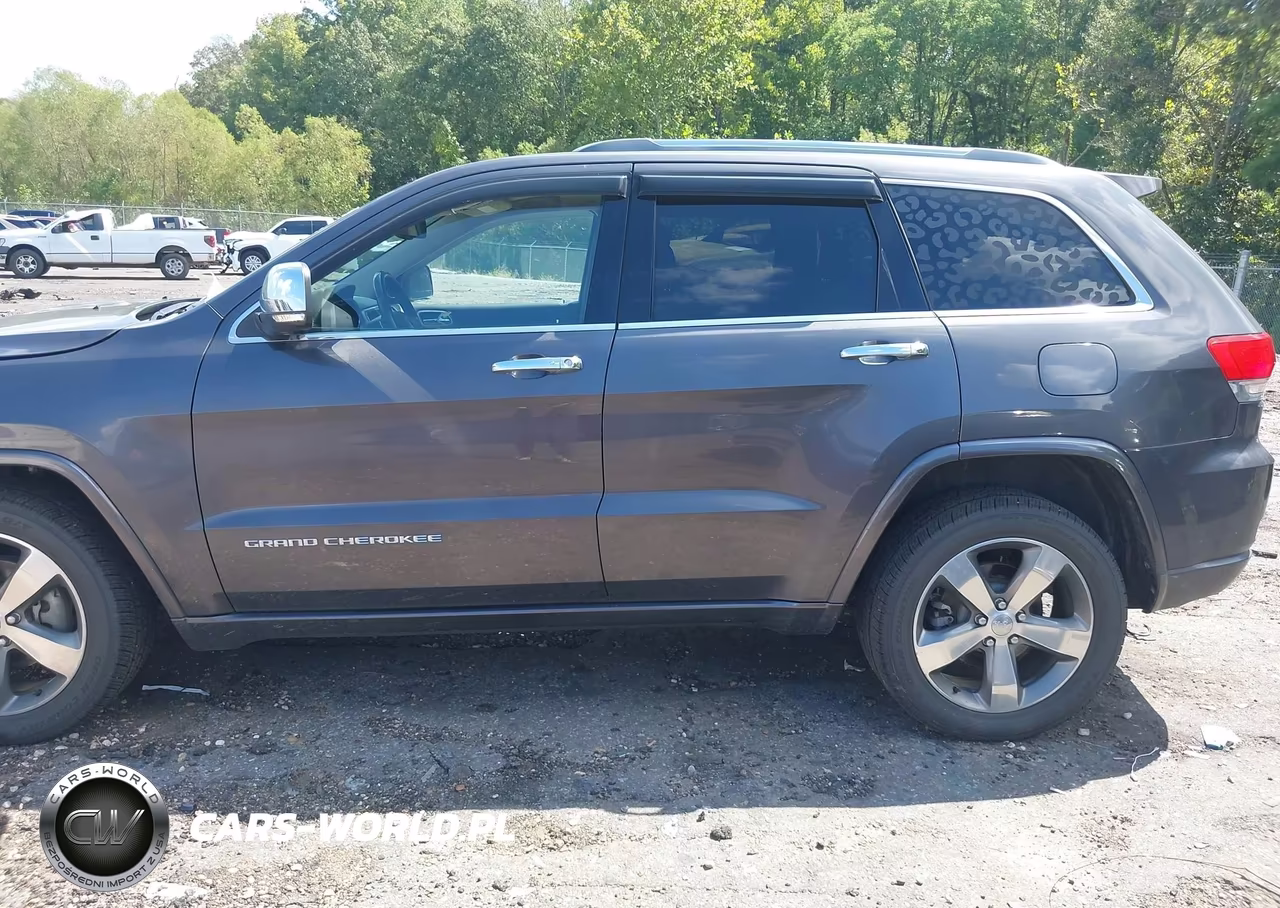 2015 Jeep Grand Cherokee Overland VIN:1C4RJECM6FC244002 - 14