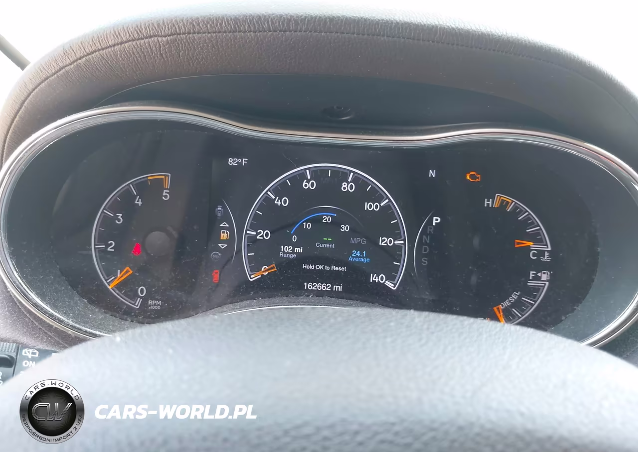 2015 Jeep Grand Cherokee Overland VIN:1C4RJECM6FC244002 - 15