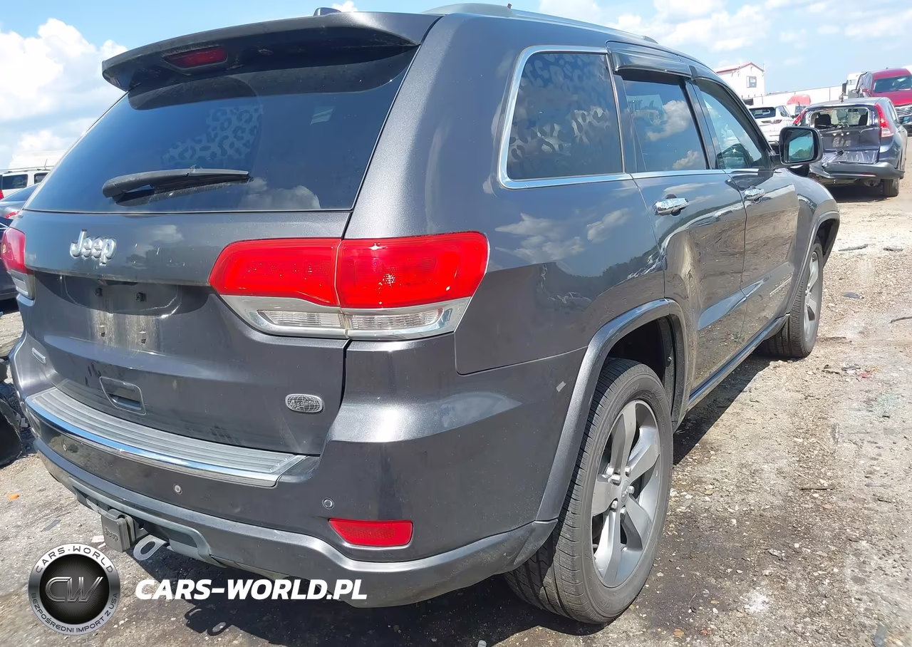 2015 Jeep Grand Cherokee Overland VIN:1C4RJECM6FC244002 - 4