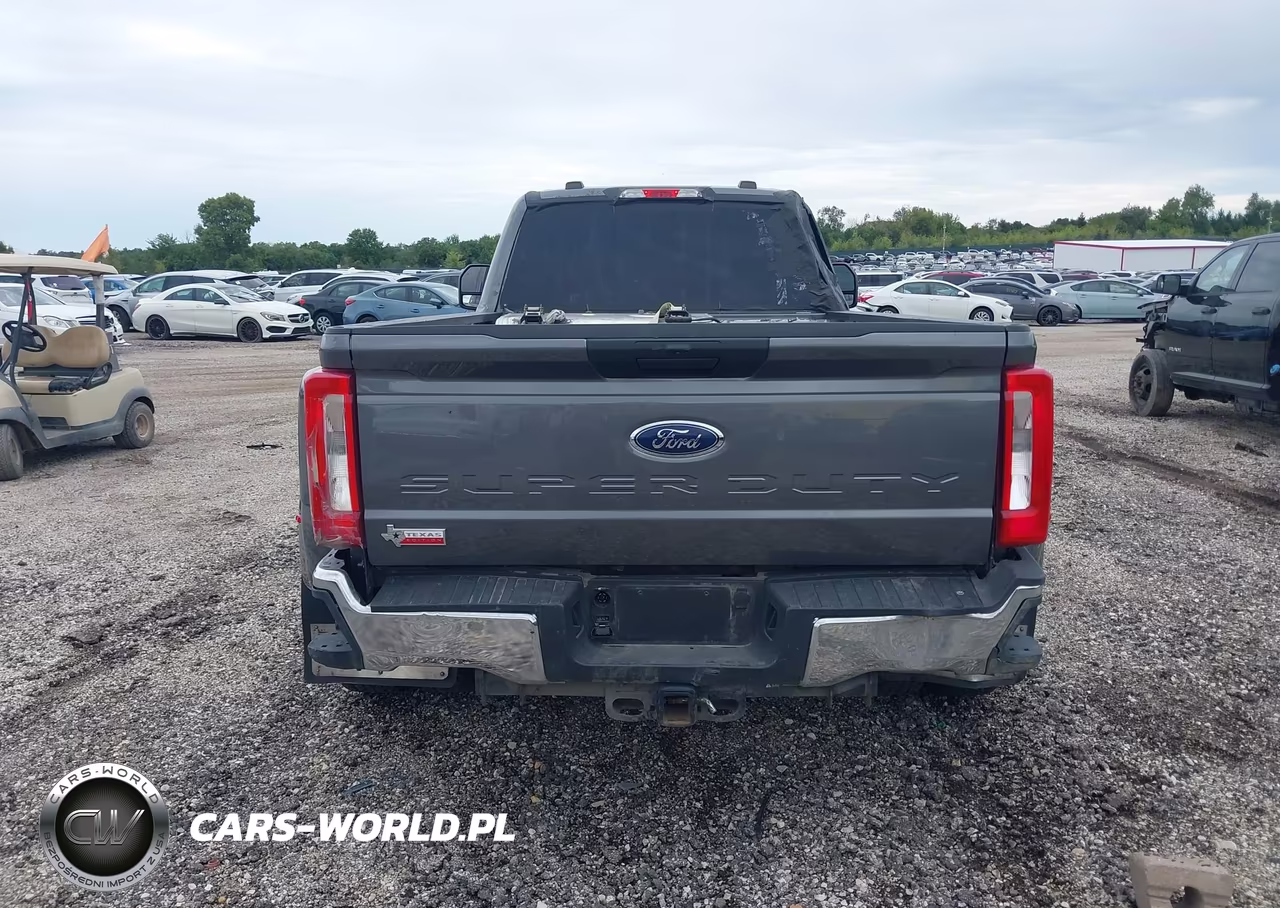 2023 Ford F-350 Xlt VIN:1FT8W3DM0PEC16623 - 17