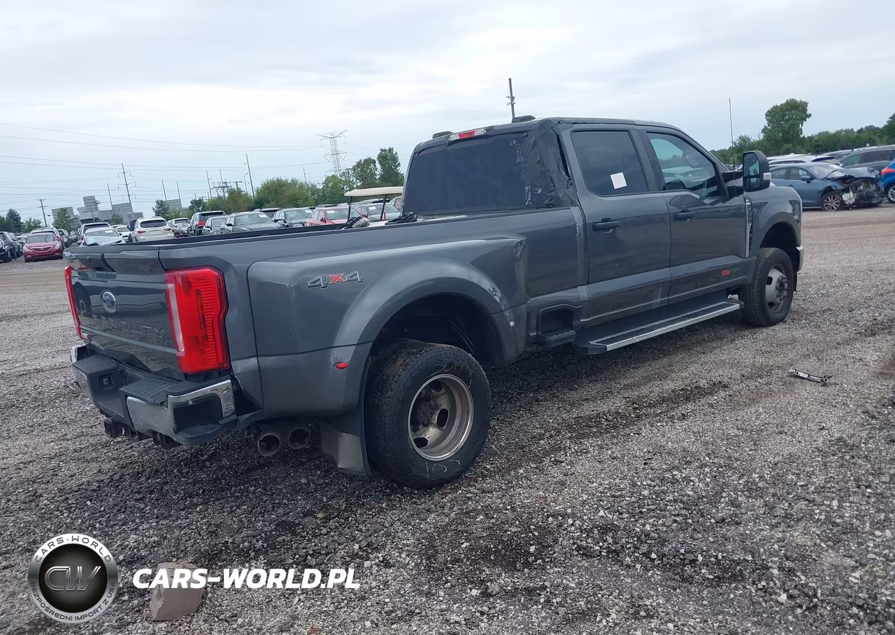 2023 Ford F-350 Xlt VIN:1FT8W3DM0PEC16623 - 4