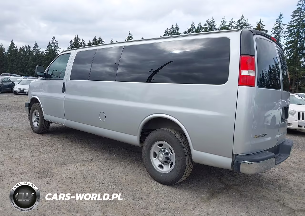 2017 Chevrolet Express 3500 Lt VIN:1GAZGPFG8H1109918 - 3