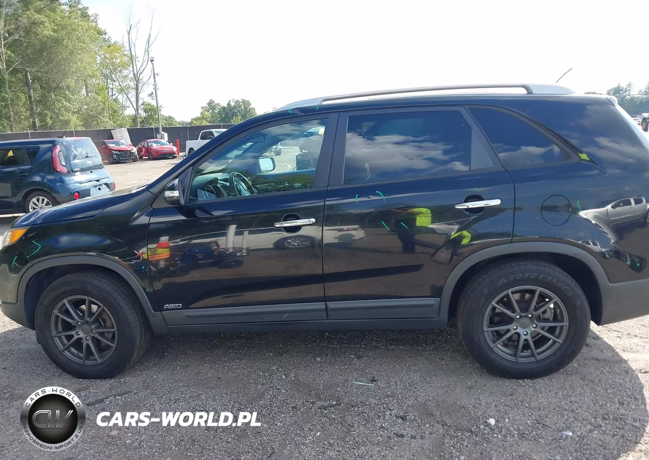 2012 Kia Sorento Lx V6 VIN:5XYKTDA25CG249643 - 14