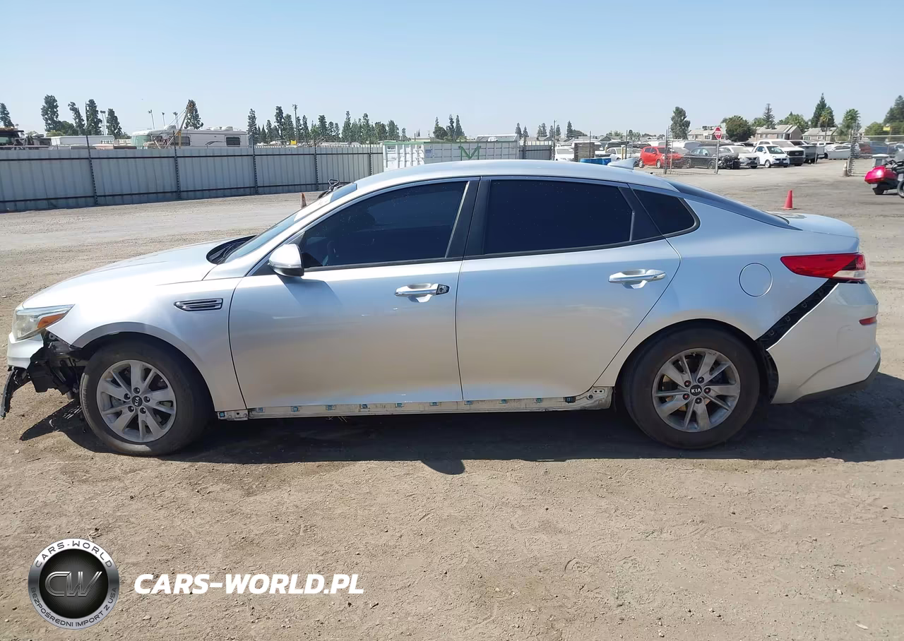 2019 Kia Optima Lx VIN:5XXGT4L38KG275782 - 14