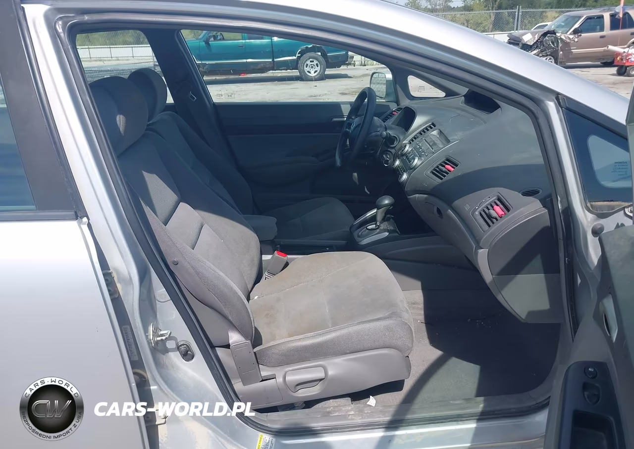 2008 Honda Civic Lx VIN:1HGFA16568L047044 - 5