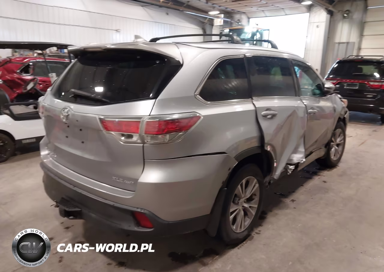 2014 Toyota Highlander Xle V6 VIN:5TDJKRFH8ES059897 - 4