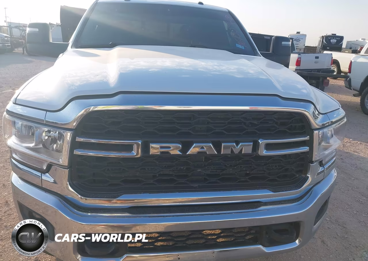 2023 Ram 2500 Tradesman 4X4 8' Box VIN:3C6UR5HJXPG602841 - 12