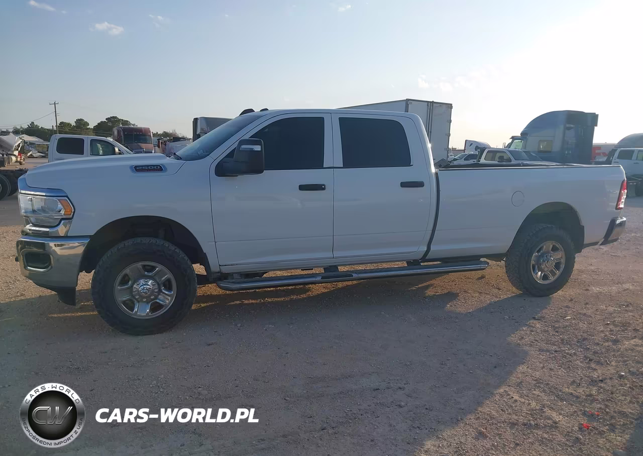 2023 Ram 2500 Tradesman 4X4 8' Box VIN:3C6UR5HJXPG602841 - 14