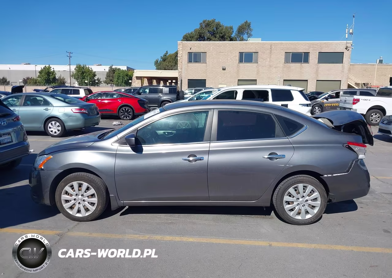 2015 Nissan Sentra S VIN:3N1AB7AP1FY272321 - 15