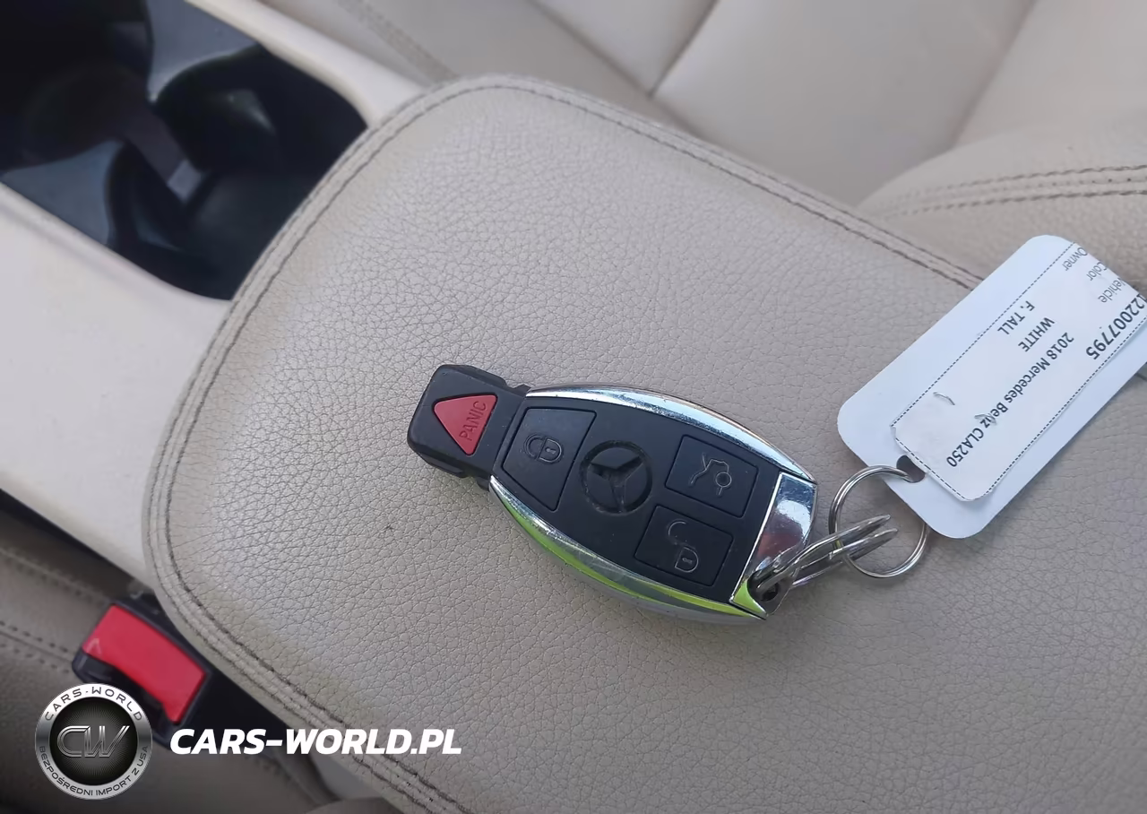 2018 Mercedes-Benz Cla 250 VIN:WDDSJ4EB9JN518156 - 11