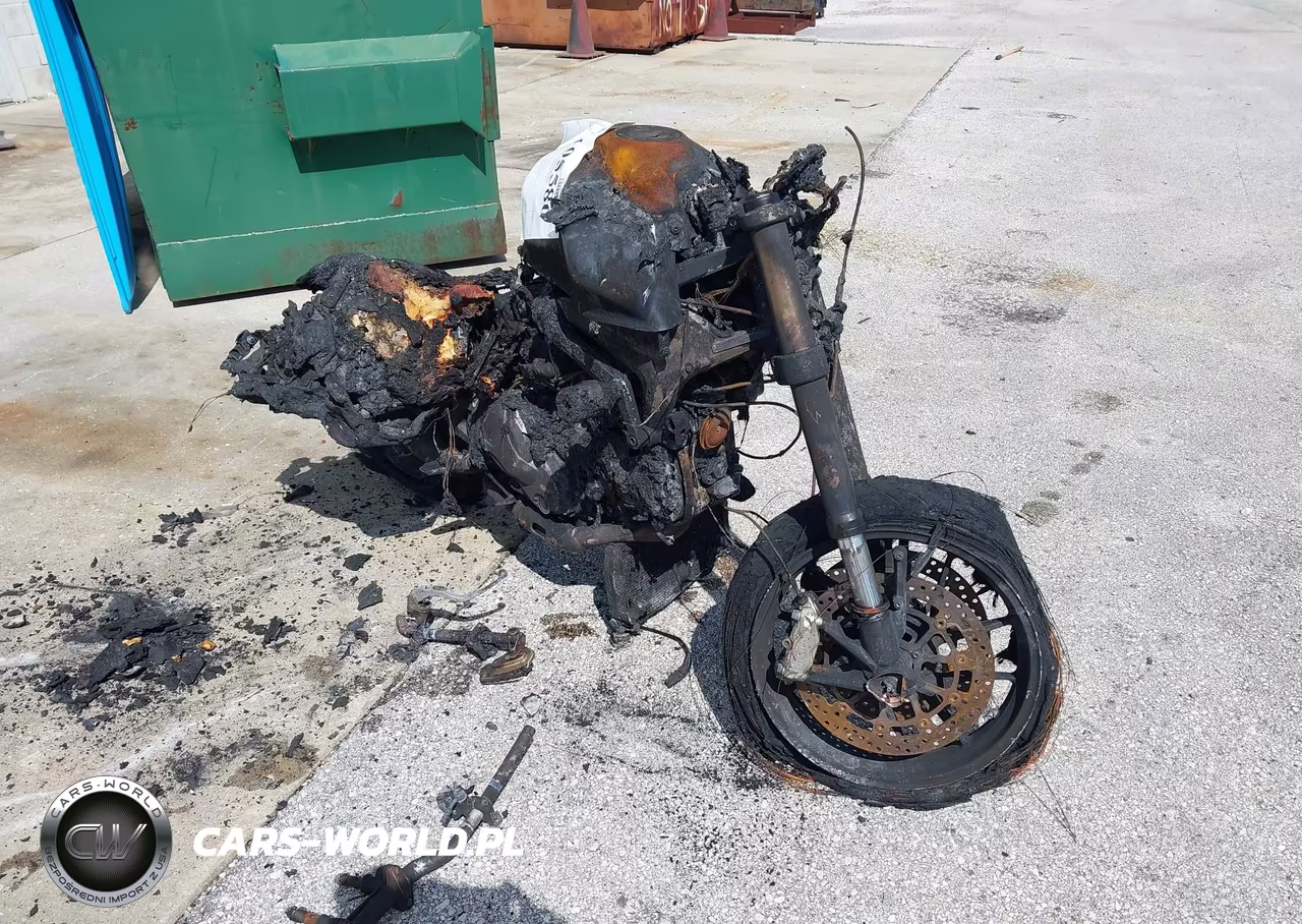 2021 Ducati Monster – zdjęcie 1 z 10