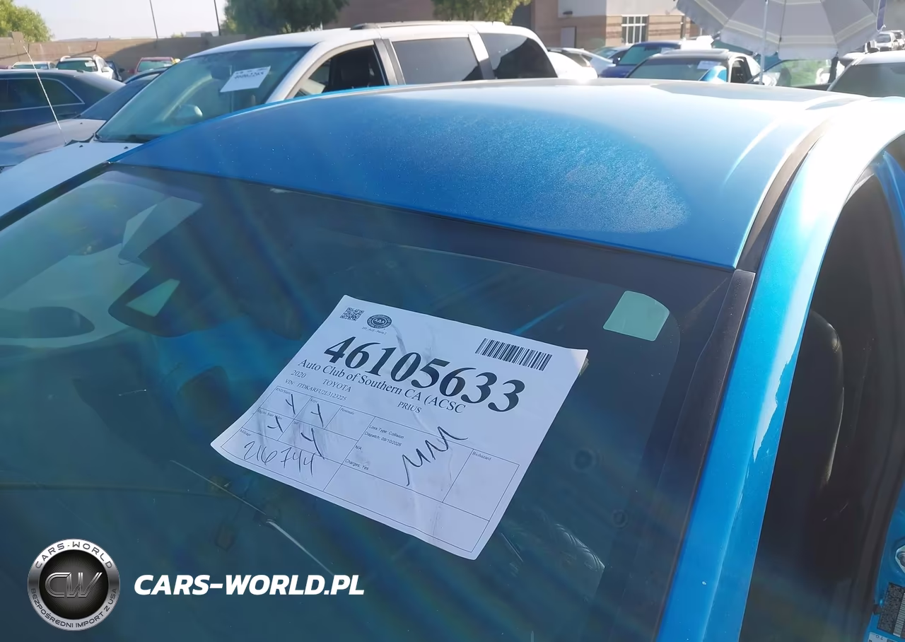 2020 Toyota Prius L Eco VIN:JTDKARFU2L3123225 - 19