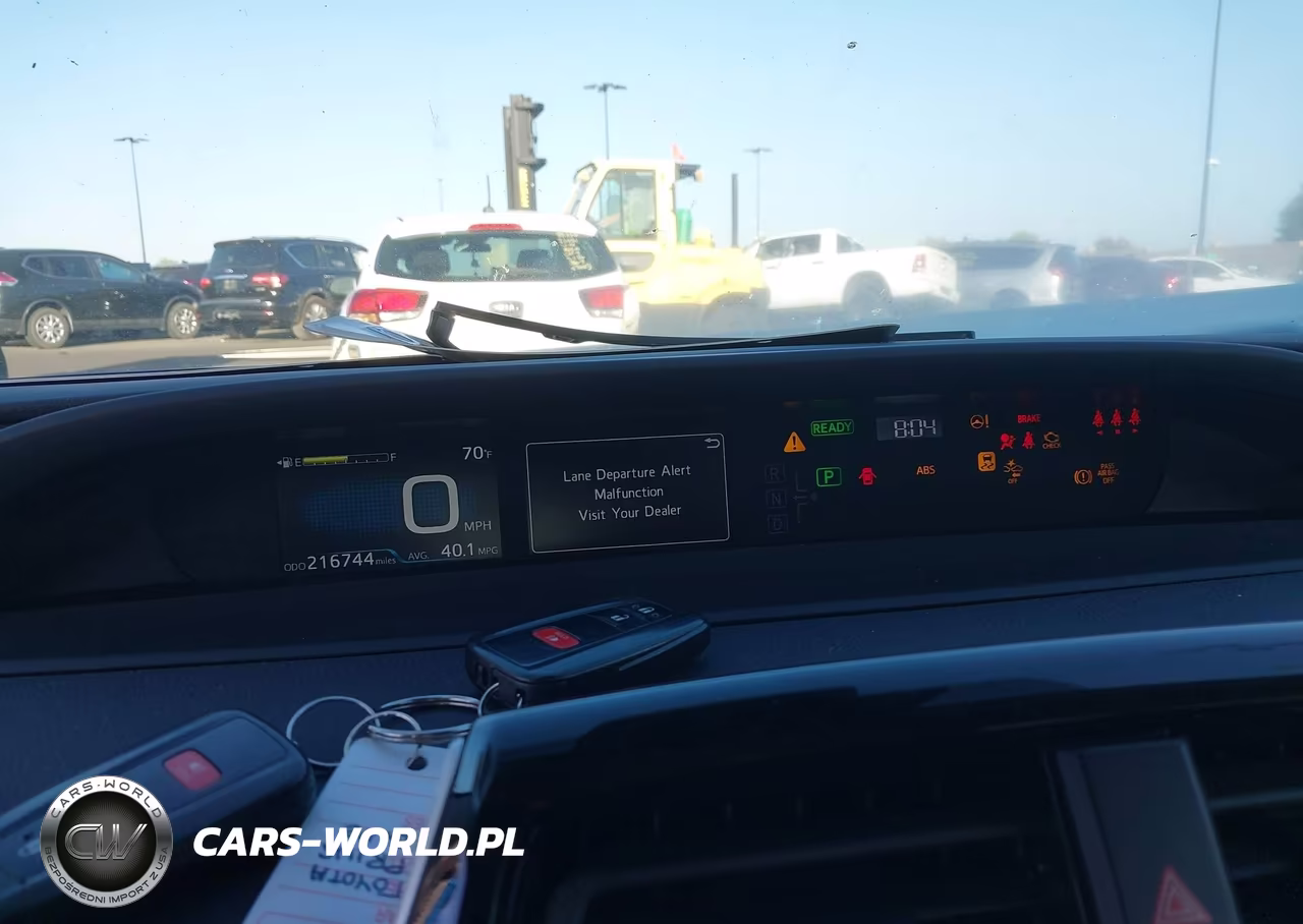 2020 Toyota Prius L Eco VIN:JTDKARFU2L3123225 - 7