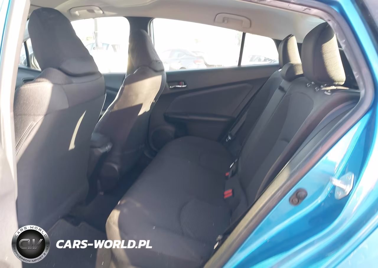 2020 Toyota Prius L Eco VIN:JTDKARFU2L3123225 - 8
