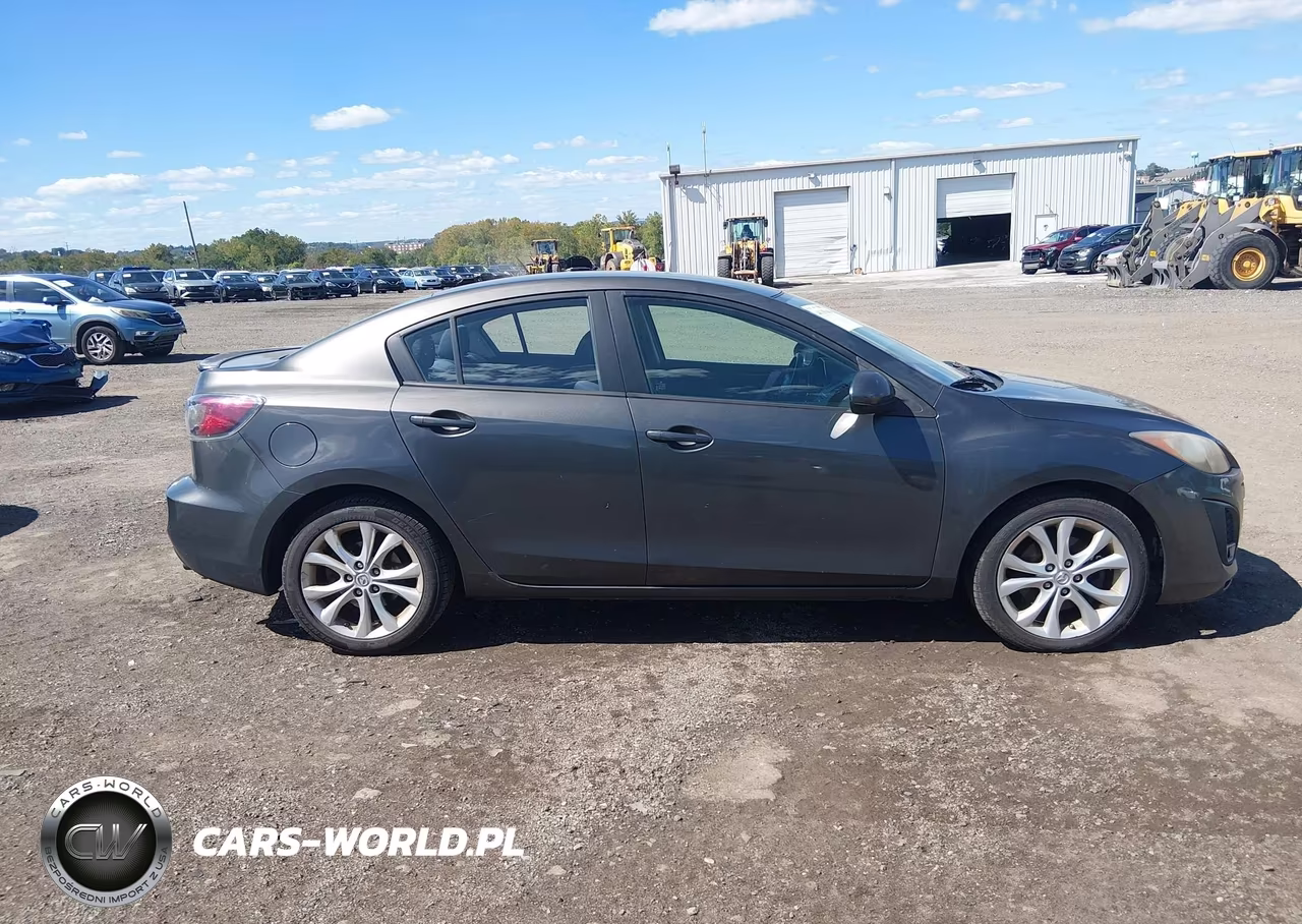 2011 Mazda Mazda3 S Sport VIN:JM1BL1U60B1376330 - 13