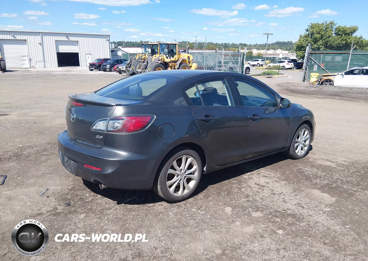 2011 Mazda Mazda3 S Sport VIN:JM1BL1U60B1376330 - 4