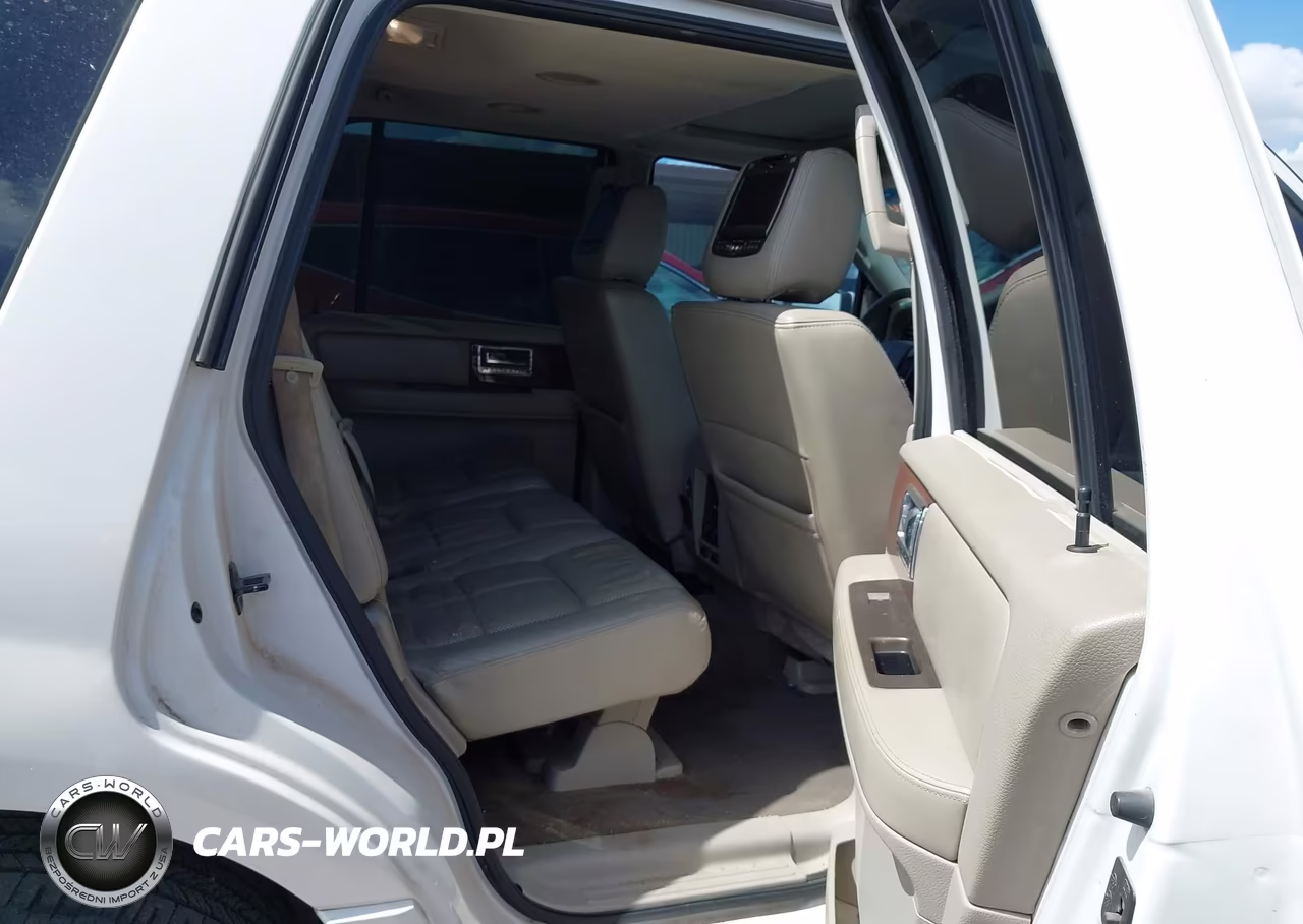 2012 Lincoln Navigator VIN:5LMJJ2H50CEL02479 - 8