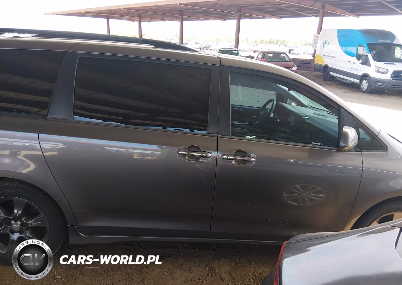 2015 Toyota Sienna Se Premium 8 Passenger VIN:5TDXK3DC5FS669465 - 14
