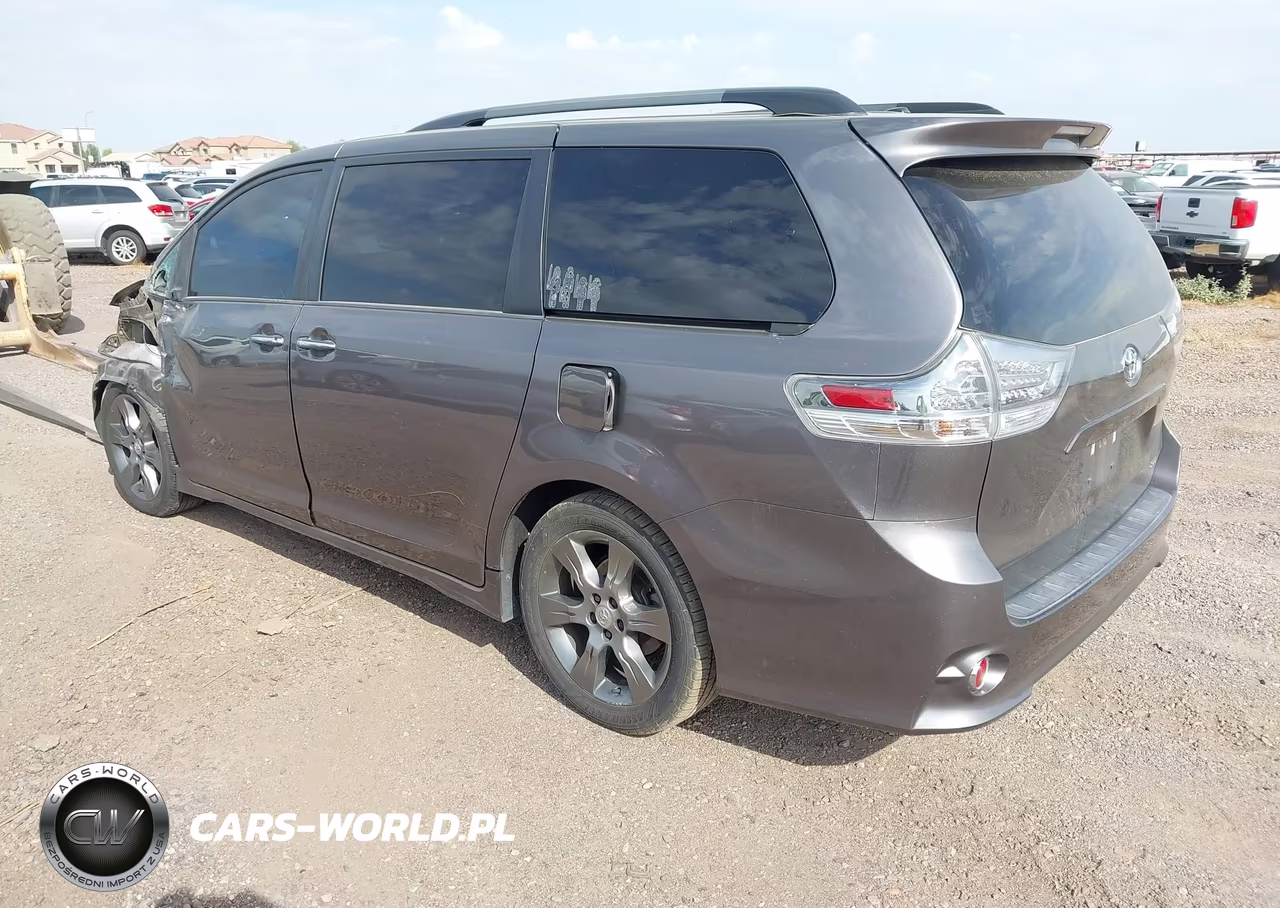 2015 Toyota Sienna Se Premium 8 Passenger VIN:5TDXK3DC5FS669465 - 3