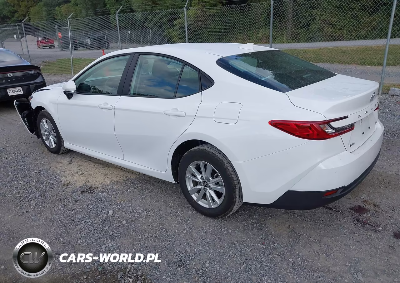 2026 Toyota Camry Le VIN:4T1DAACK9TU761071 - 3