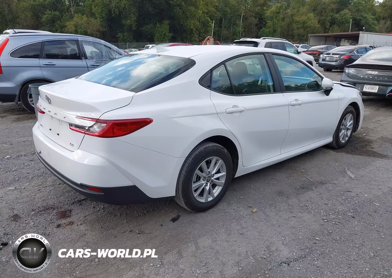 2026 Toyota Camry Le VIN:4T1DAACK9TU761071 - 4
