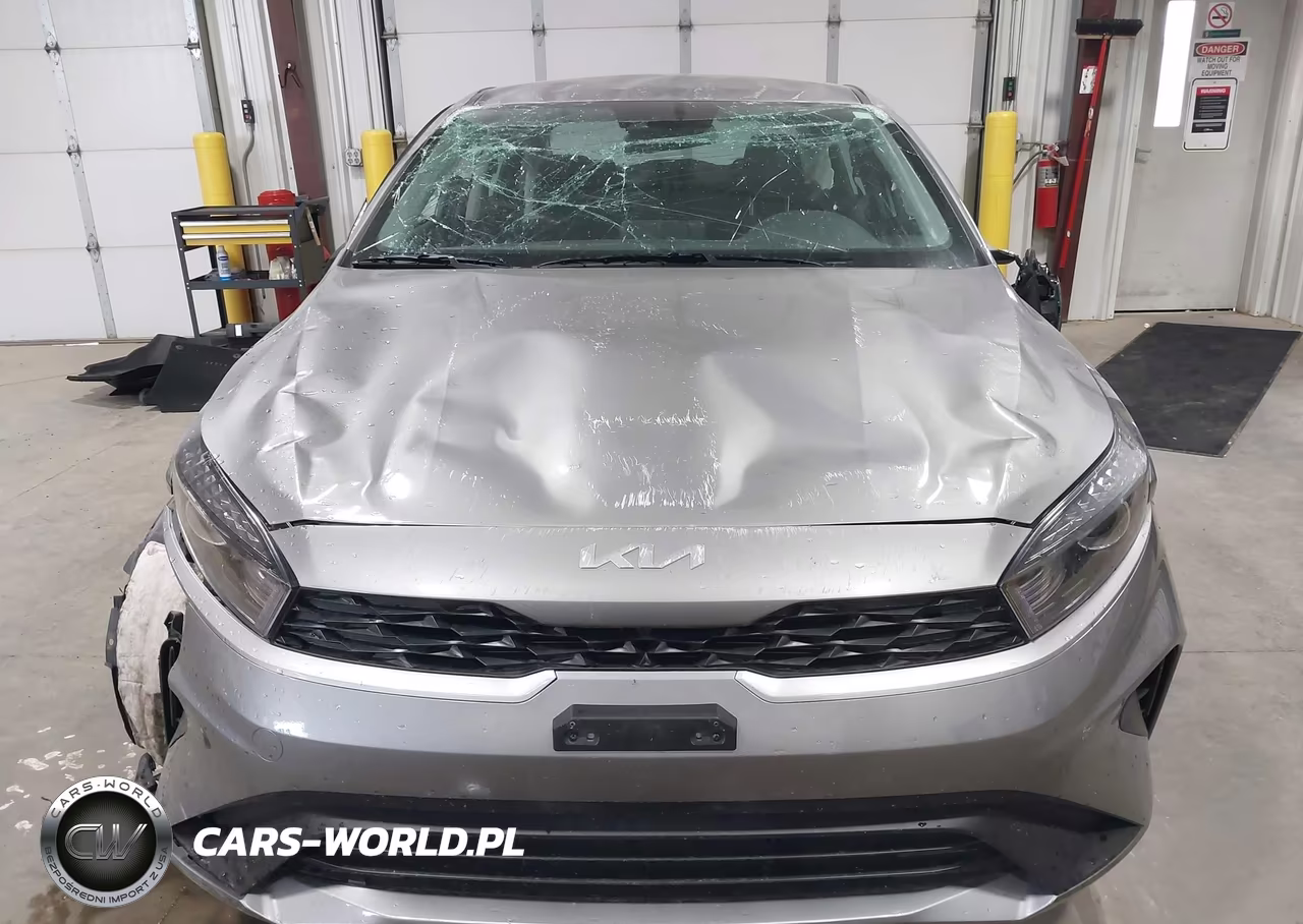 2024 Kia Forte Lxs VIN:3KPF24ADXRE840305 - 12